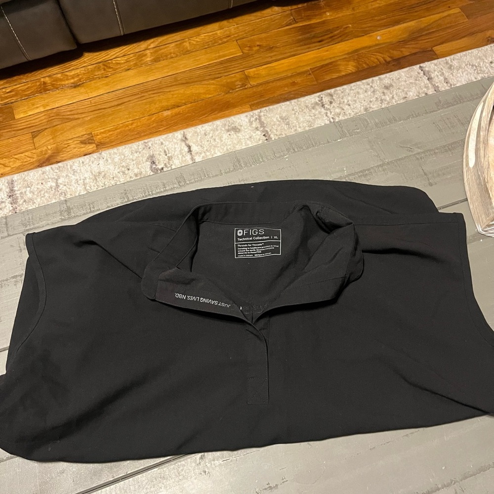 FIGS SCRUBS XL RAFAELA TOP